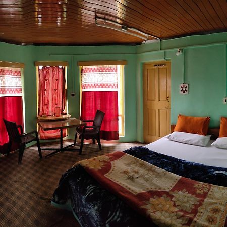New Relax Inn, Pahalgam, 2 Km From Lidder Valley Exteriör bild